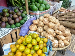 Street Fruits Market