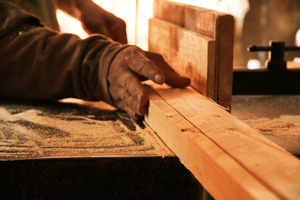 Mann chopping wood