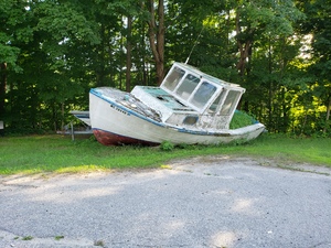 Forgotten boat falling apart
