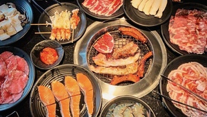 yakiniku buffet for lunch after client meeting on busy day