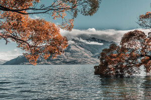 Lake Wakatipu with Mountains.