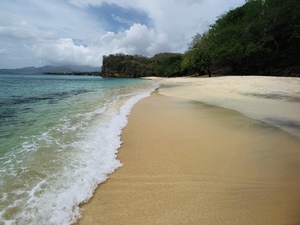 Lovely beaches in Grenada / Dr Grooms beach