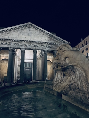 Rome city center fountain at night