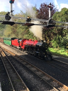 winston churchill locomotive at hythe station