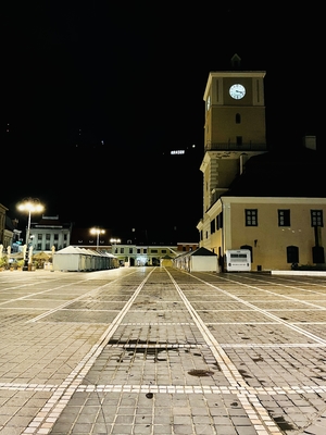 Brasov square in the night